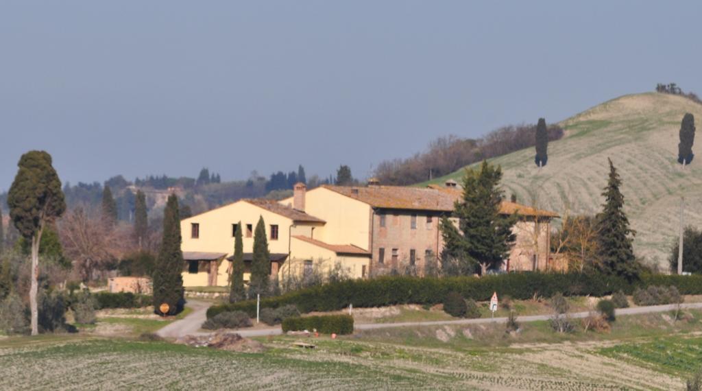 Agriturismo Il Torrione تْشيرتالدو المظهر الخارجي الصورة