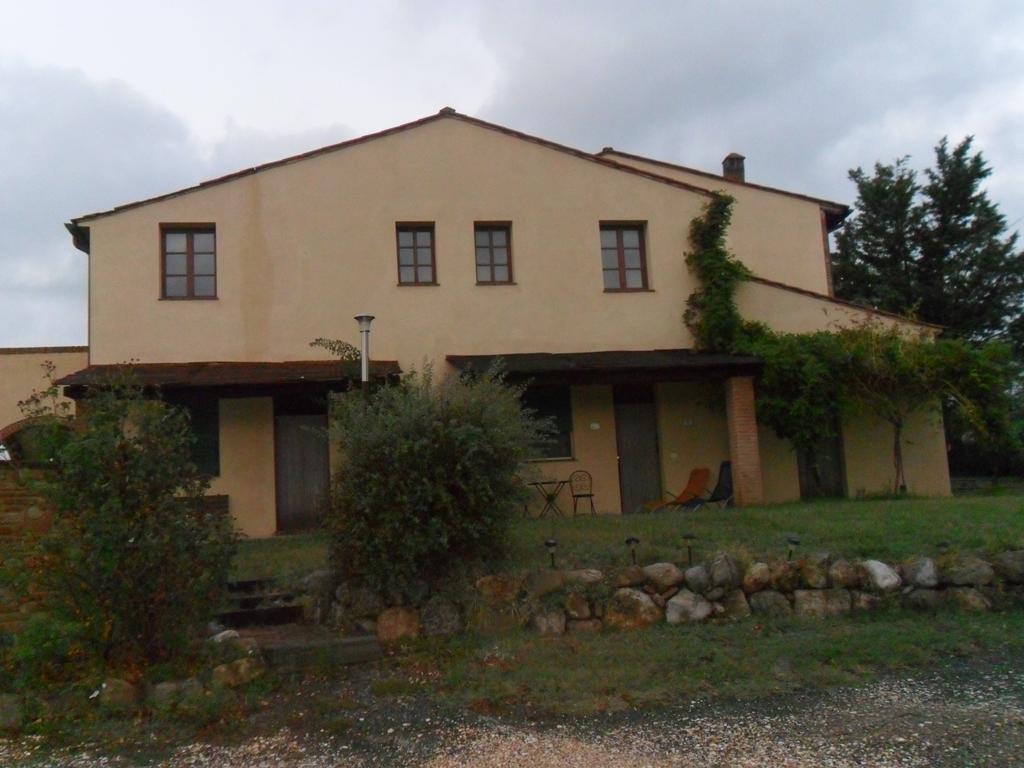 Agriturismo Il Torrione تْشيرتالدو المظهر الخارجي الصورة