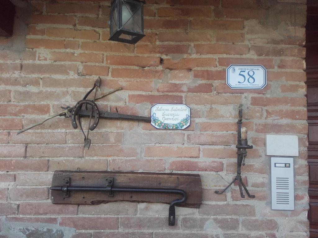 Agriturismo Il Torrione تْشيرتالدو المظهر الخارجي الصورة