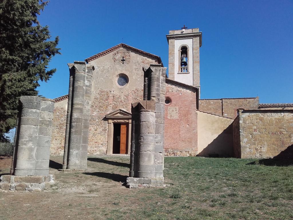 فيلا Agriturismo Il Torrione تْشيرتالدو المظهر الخارجي الصورة