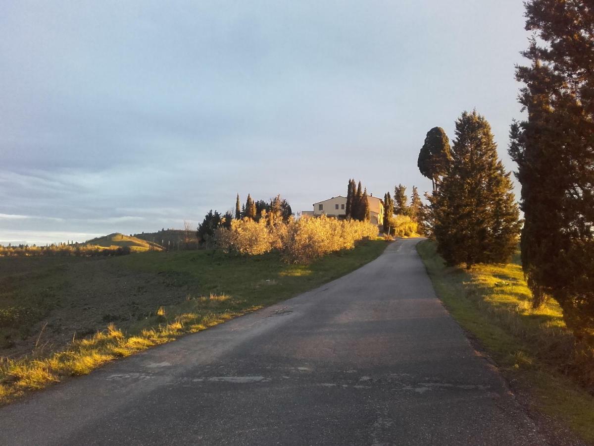 Agriturismo Il Torrione تْشيرتالدو المظهر الخارجي الصورة