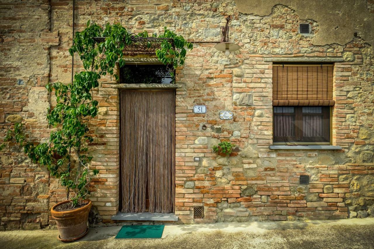 فيلا Agriturismo Il Torrione تْشيرتالدو المظهر الخارجي الصورة